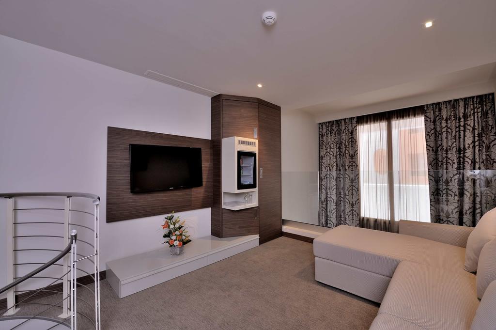 Kenzi Sidi Maarouf Hotel Casablanca Kültér fotó